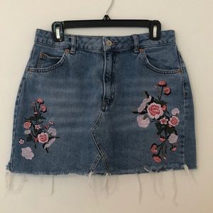 Top shop embroidered jean skirt